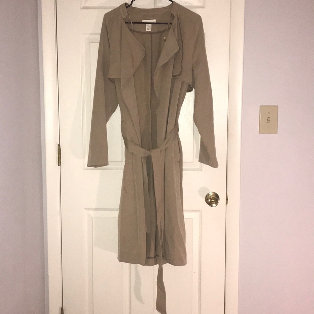 tan trenchcoat